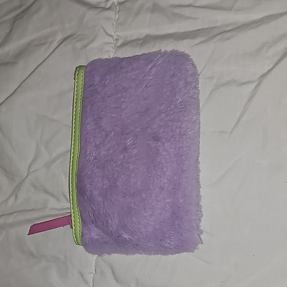 Ipsy makeup bag